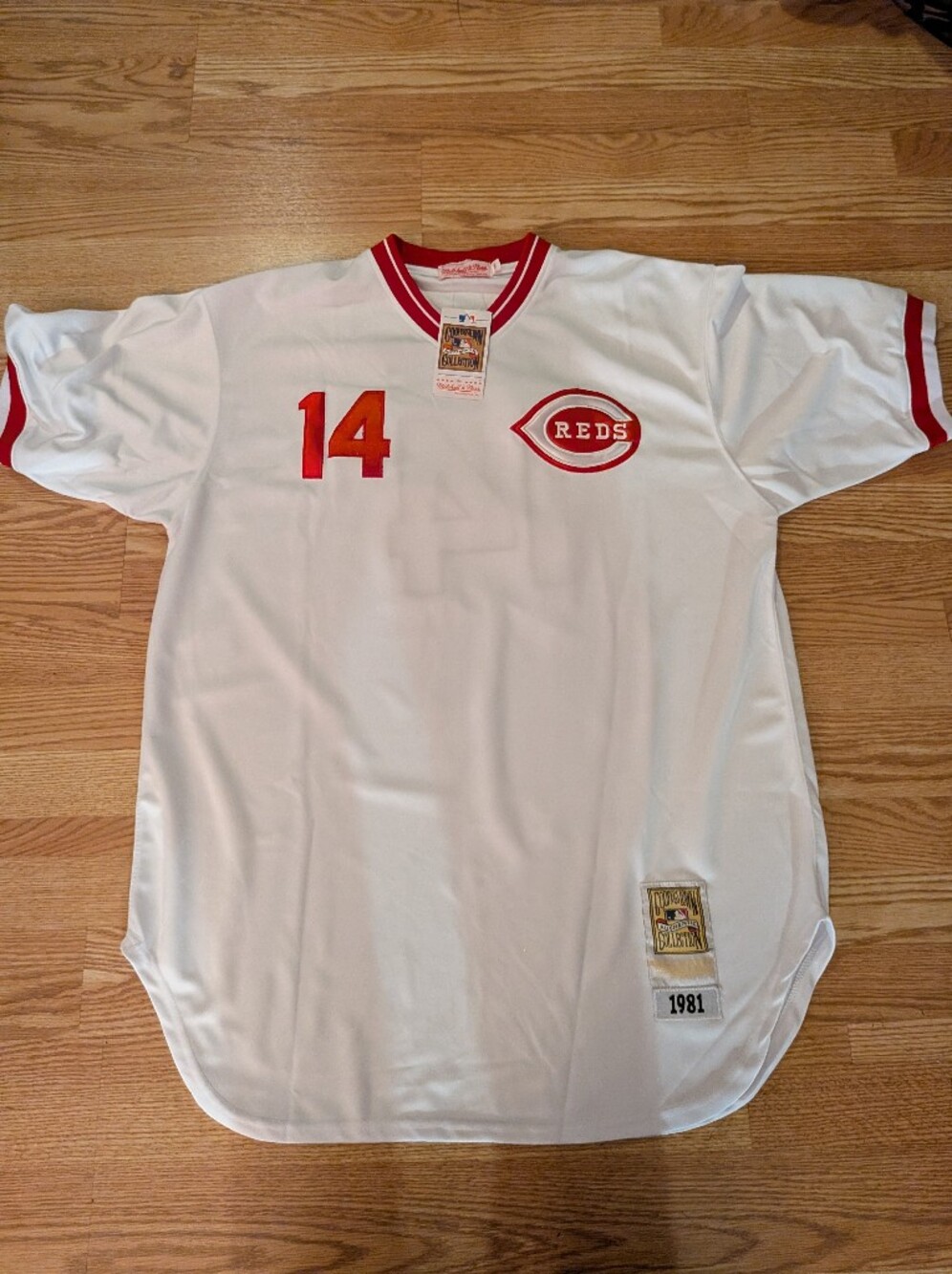Mitchell & Ness Pete Rose Reds Jersey